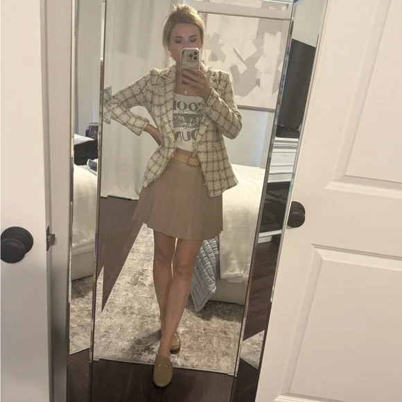 Tan Leather Pleated Skirt - Picture 8 of 11